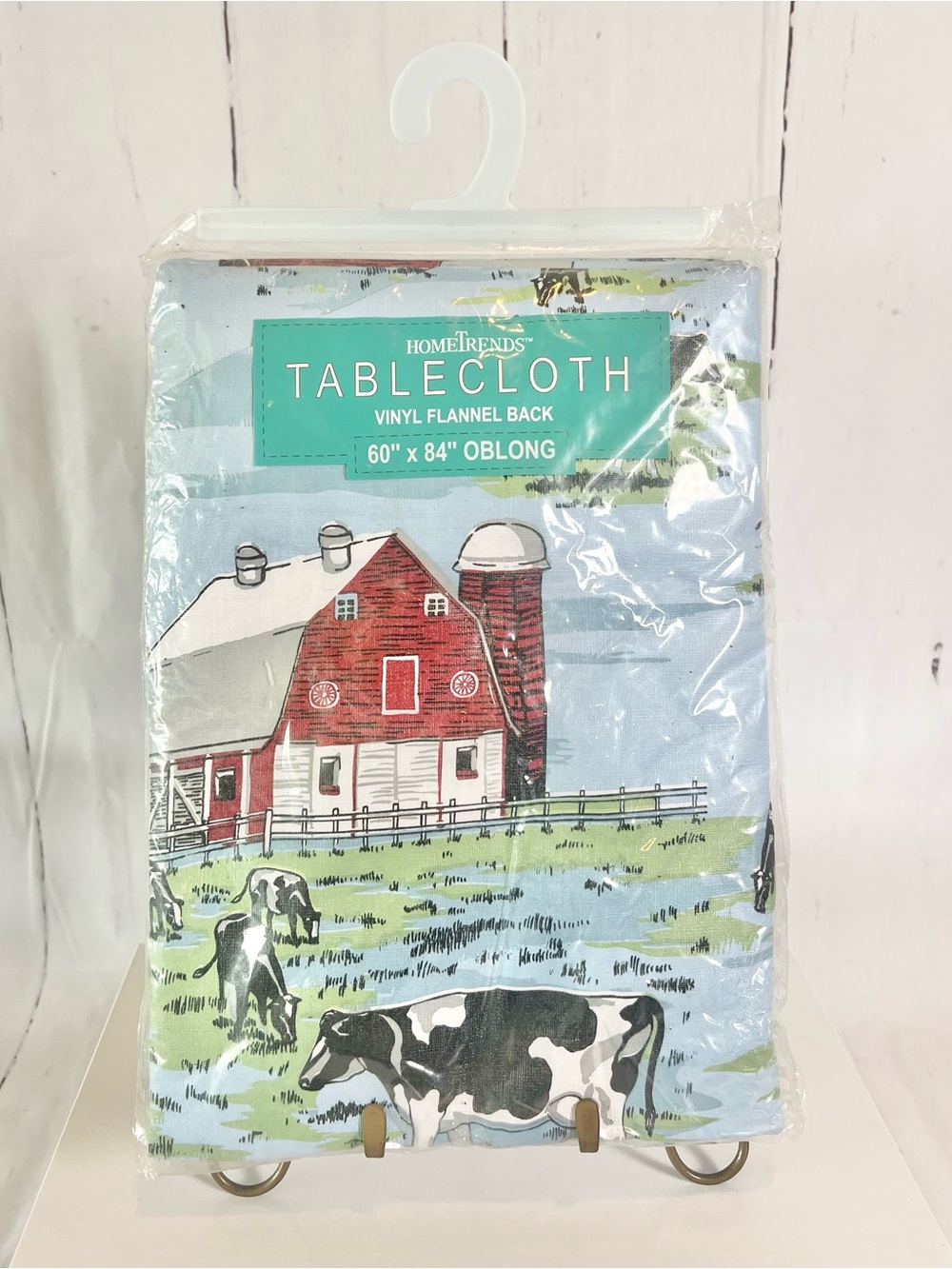 NIP Vintage Hometrends Country Farm Scene Vinyl Tablecloth  60" x 84" OBLONG